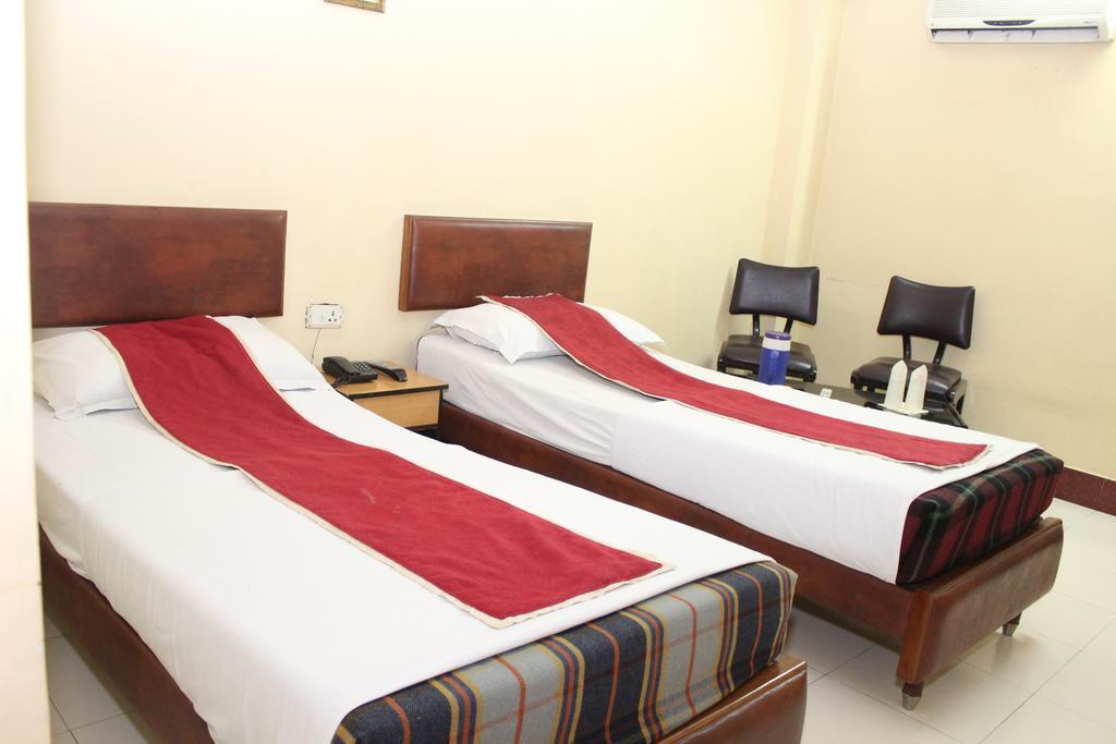 Hotel Bengal International Siliguri Chambre photo