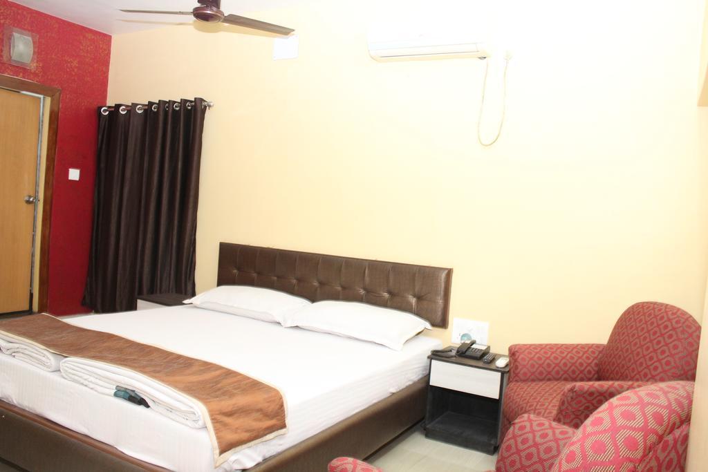 Hotel Bengal International Siliguri Chambre photo