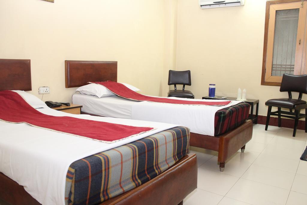 Hotel Bengal International Siliguri Chambre photo