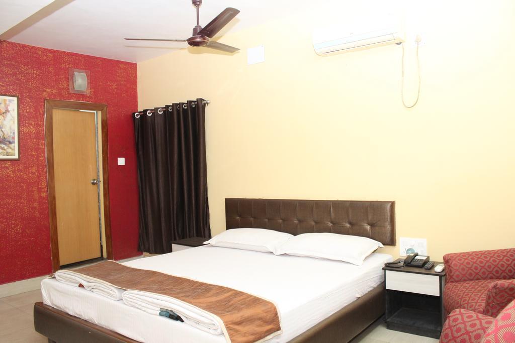 Hotel Bengal International Siliguri Chambre photo